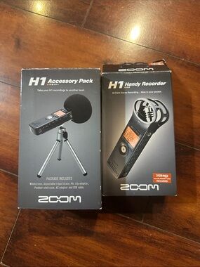 Zoom H1 Handy Recorder and H1 Accessory Pack - Black